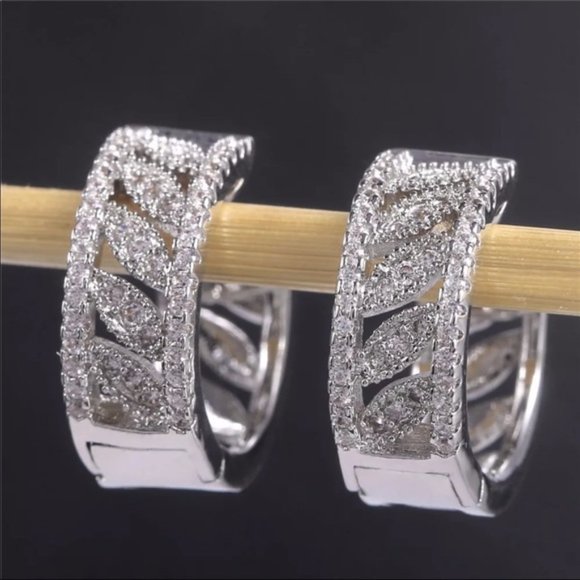 New Women Luxury 925Silver Bridal Diamond Earrings - Picture 6 of 6